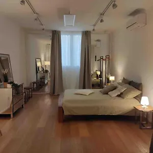 Interno4home: In Centro Storico Con Posto Auto Appartamento Ferrara
